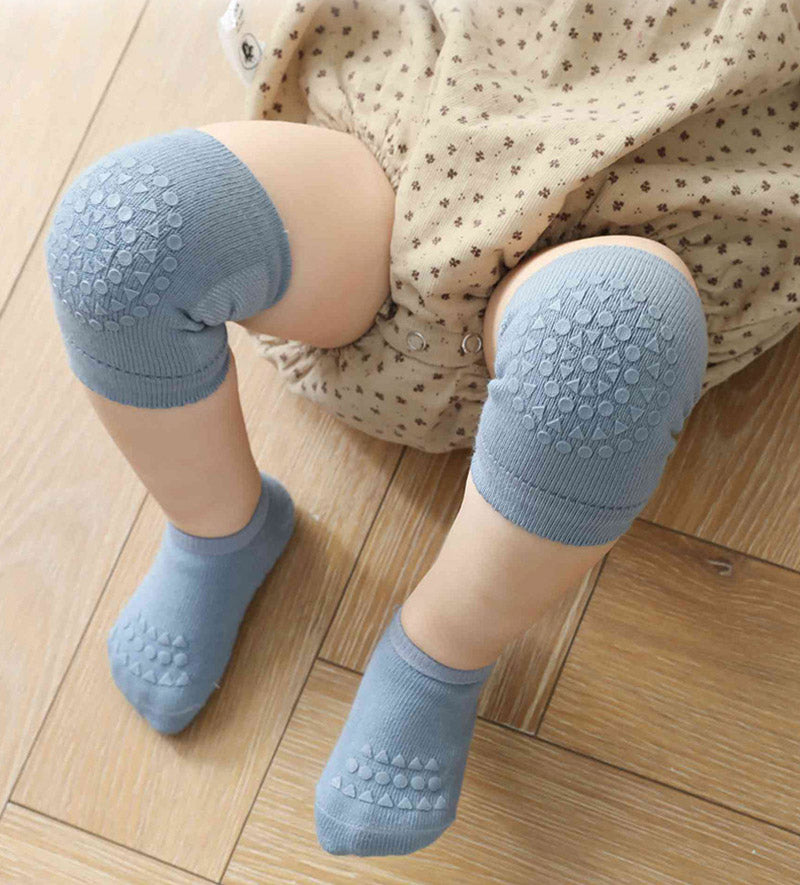 Ensemble de genouillères et chaussettes pour bébé